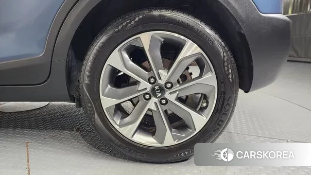 Kia Stonic id 3029411 из Кореи 15