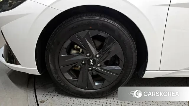 Hyundai Avante Hybrid (CN7) id 3335569 из Кореи 15