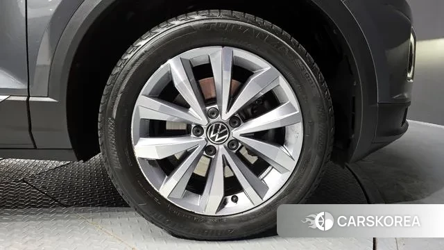 Volkswagen T-Roc id 3519324 из Кореи 15