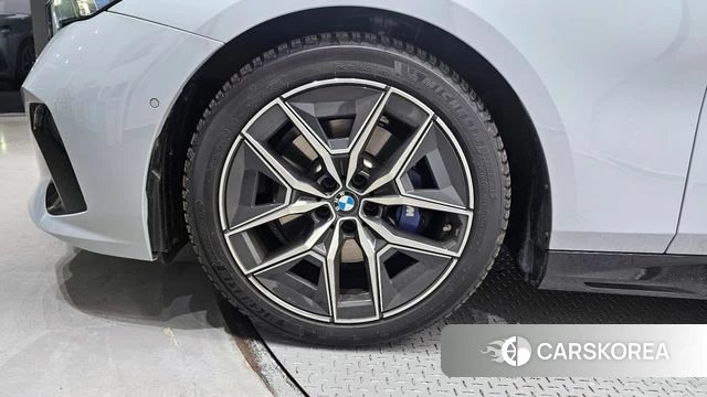 BMW 5 Series (G60) id 3952536 из Кореи 15