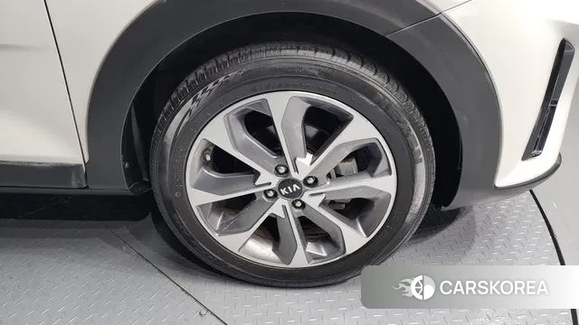 Kia Stonic id 3535852 из Кореи 15