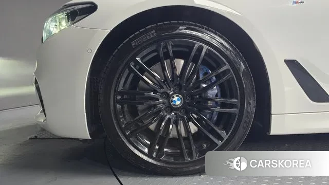 BMW 5 Series (G30) id 3455167 из Кореи 15