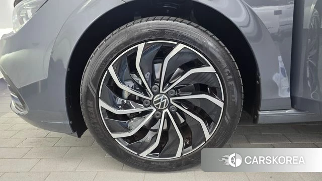 Volkswagen Golf 8th Generation id 4442362 из Кореи 15