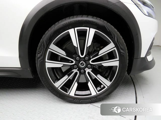 Volvo V60 Cross-Country 2nd Generation id 4415788 из Кореи 15