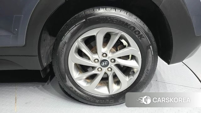 Hyundai All New Tucson id 3808421 из Кореи 15