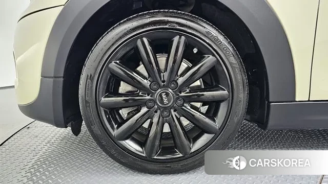 Mini Cooper S id 3500020 из Кореи 15