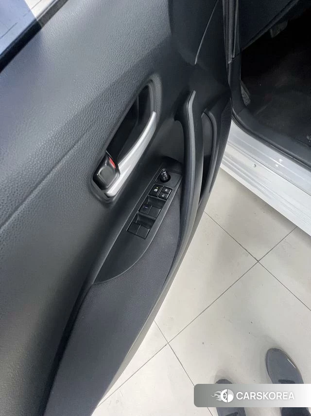 Toyota Corolla id 4298269 из Китая 16