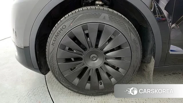 Tesla Model Y id 3758056 из Кореи 15