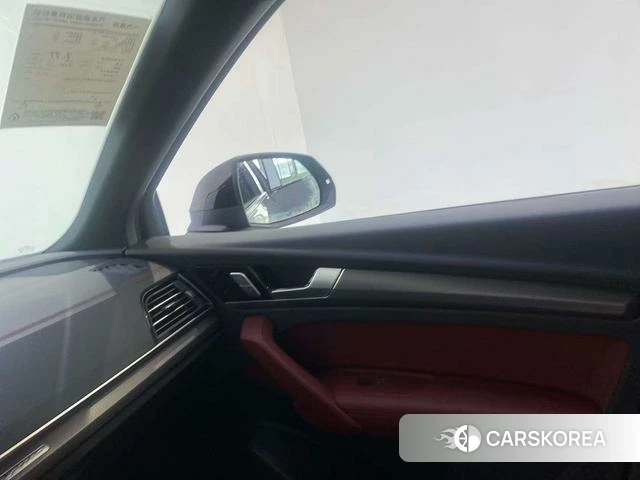 Audi Q5L id 4276800 из Китая 10