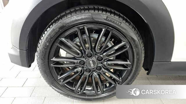 Mini Cooper Convertible id 4640272 из Кореи 27