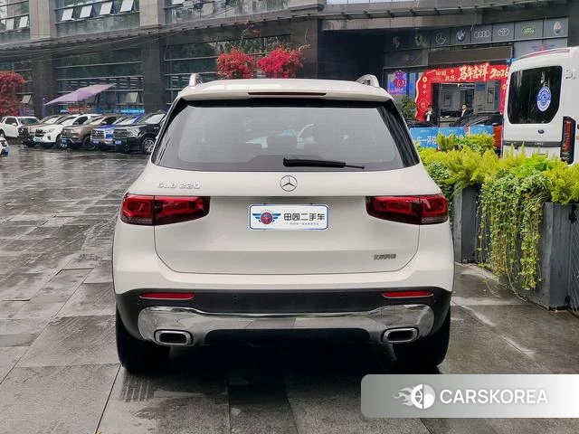 Mercedes-Benz GLB 2023 Белый из Китая, фото 5