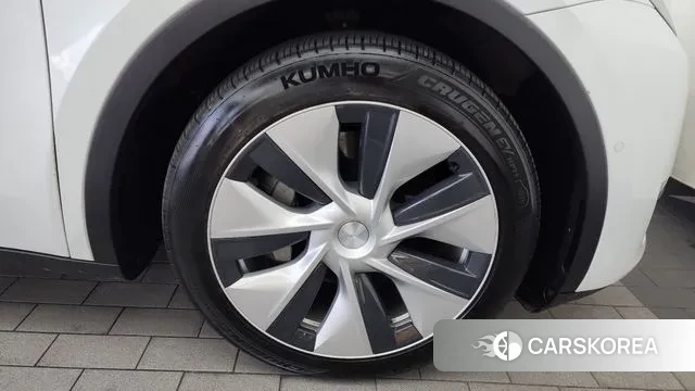 Tesla Model Y id 3224943 из Кореи 15