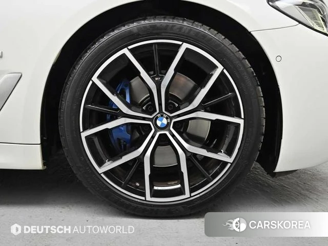 BMW 5 Series (G30) id 3833074 из Кореи 15