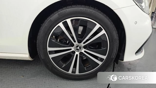 Mercedes-Benz E-Class W213 id 4721869 из Кореи 26