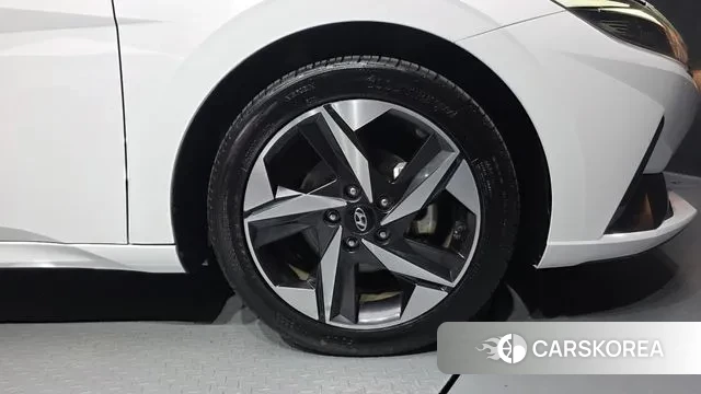 Hyundai Avante Hybrid (CN7) id 3444121 из Кореи 15