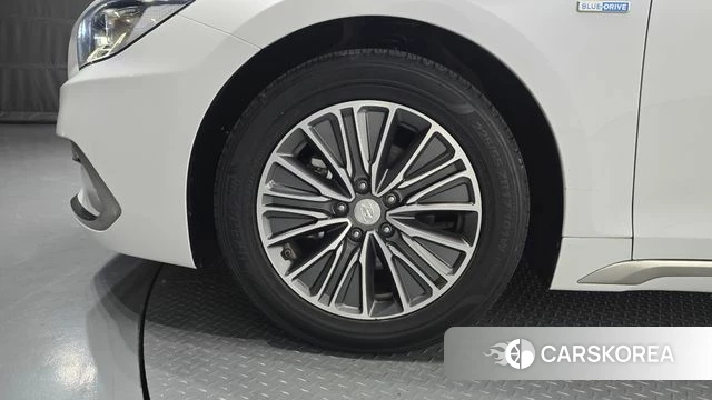 Hyundai Grandeur IG Hybrid id 4520888 из Кореи 15