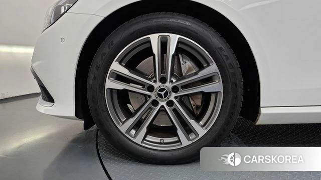 Mercedes-Benz E-Class W213 id 4741361 из Кореи 31