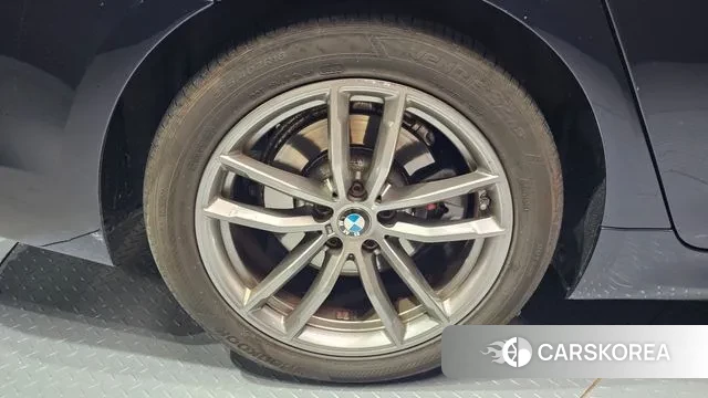 BMW 5 Series (G30) id 3459751 из Кореи 15