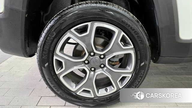 Jeep Renegade id 4345476 из Кореи 27