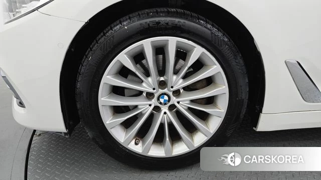 BMW 5 Series (G30) id 4882664 из Кореи 27
