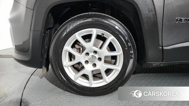 Jeep Renegade id 4604999 из Кореи 31