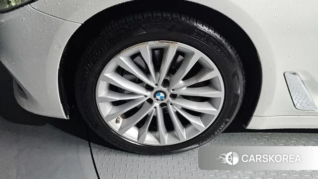 BMW 5 Series (G30) id 3029295 из Кореи 15