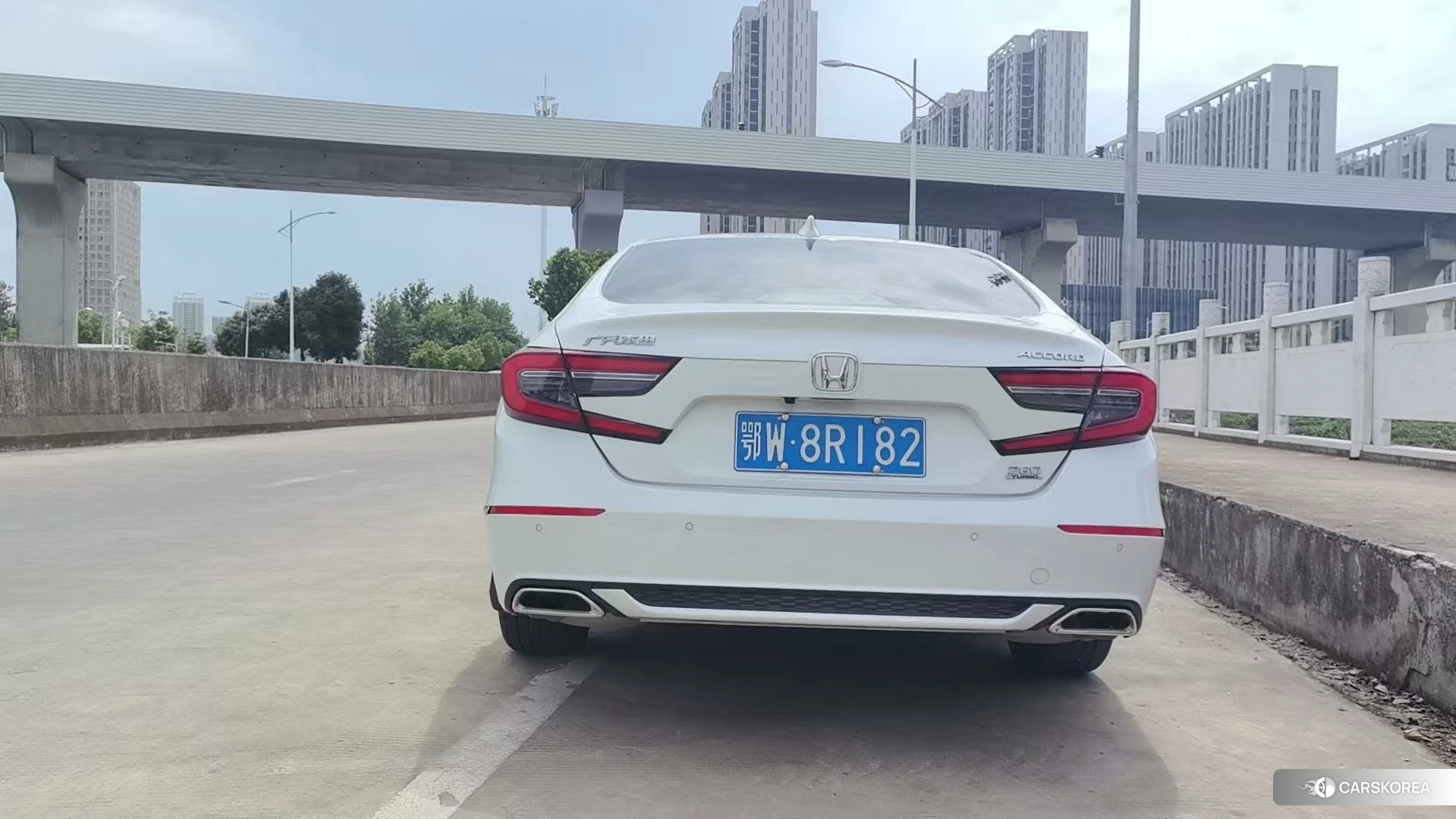 Honda Accord 2021 Белый из Китая, фото 5