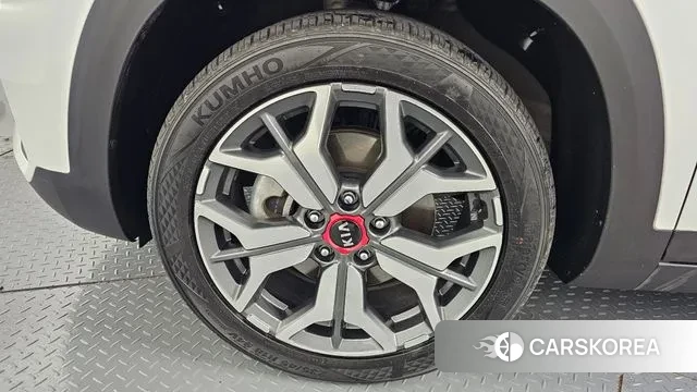 Kia Seltos id 3681667 из Кореи 15