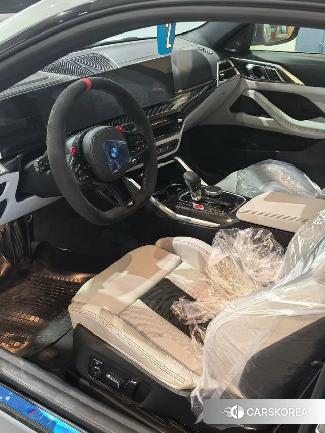 BMW M4 2025 Серебристо-серый из Китая, фото 5