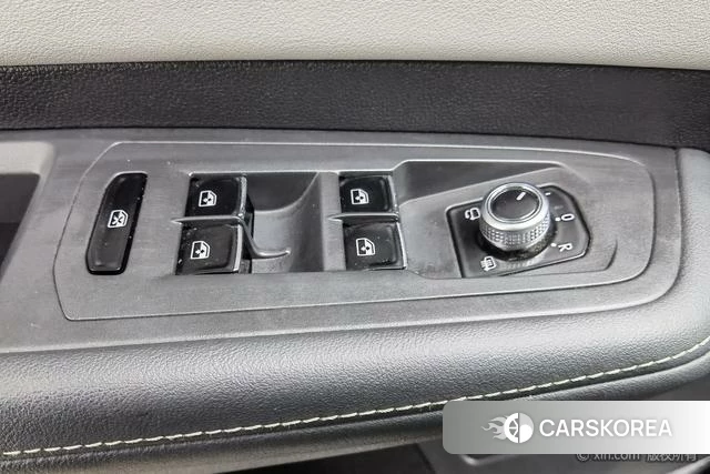 Volkswagen Tourang id 4273836 из Китая 19