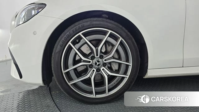 Mercedes-Benz E-Class W213 id 4594450 из Кореи 29
