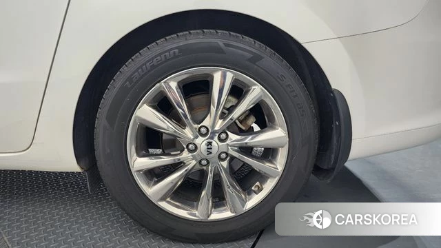 Kia The New Carnival id 3853114 из Кореи 15