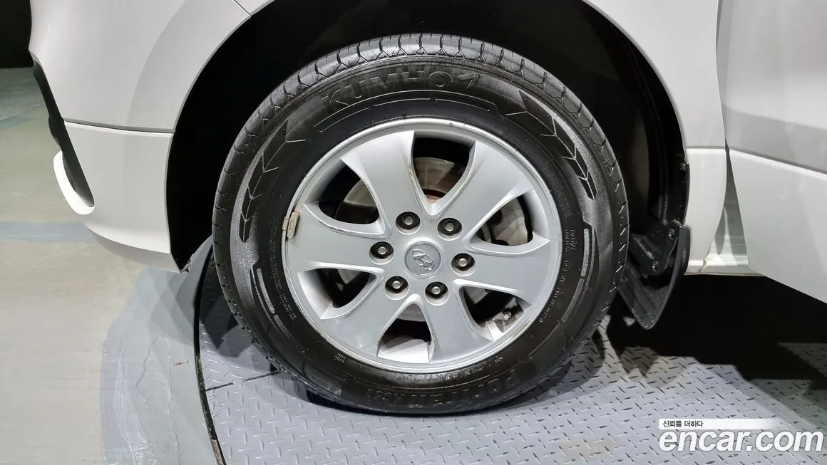 Hyundai The New Grand Starex id 2036578 из Кореи 15