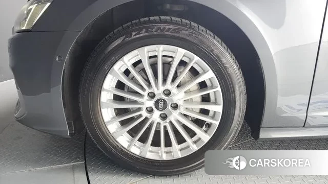 Audi A6 (C8) id 3788319 из Кореи 15