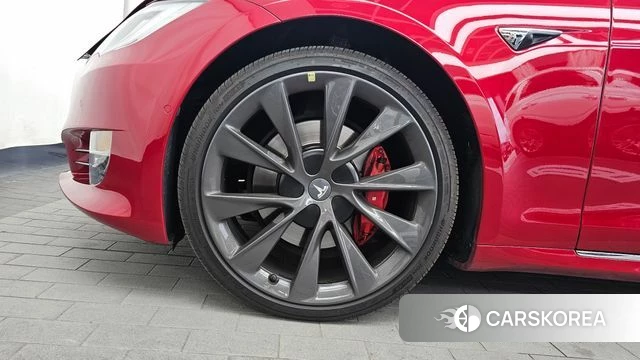 Tesla Model S id 4377734 из Кореи 27