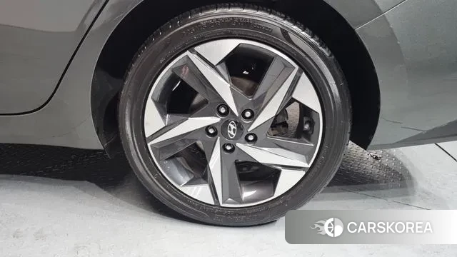 Hyundai Avante (CN7) id 3747209 из Кореи 15