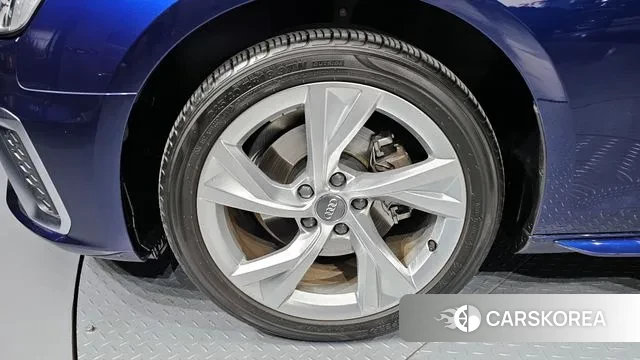 Audi A4 (B9) id 3448637 из Кореи 15