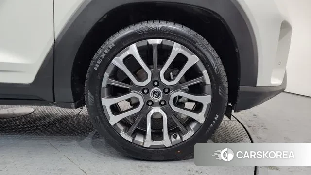 Ssangyong Torres id 3596938 из Кореи 15