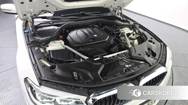 BMW 5 Series (G30) id 3641672 из Кореи 15