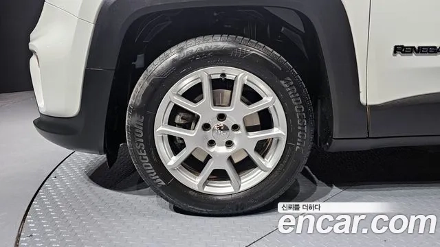 Jeep Renegade id 2906173 из Кореи 15