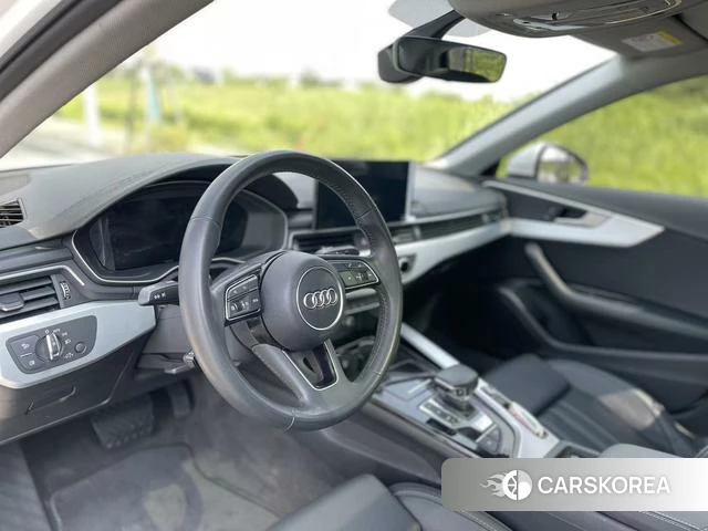 Audi A4L id 4265112 из Китая 18