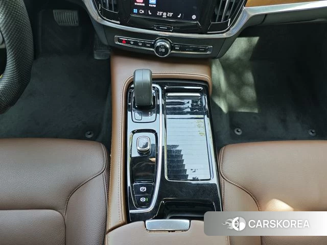 Volvo S90 PHEV id 4214095 из Китая 20