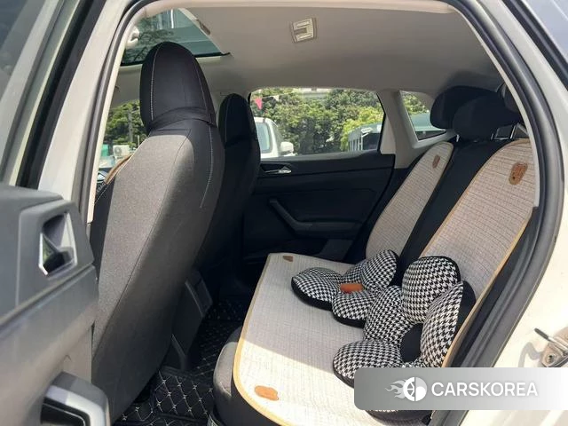 Volkswagen Polo 2022 Белый из Китая, фото 5