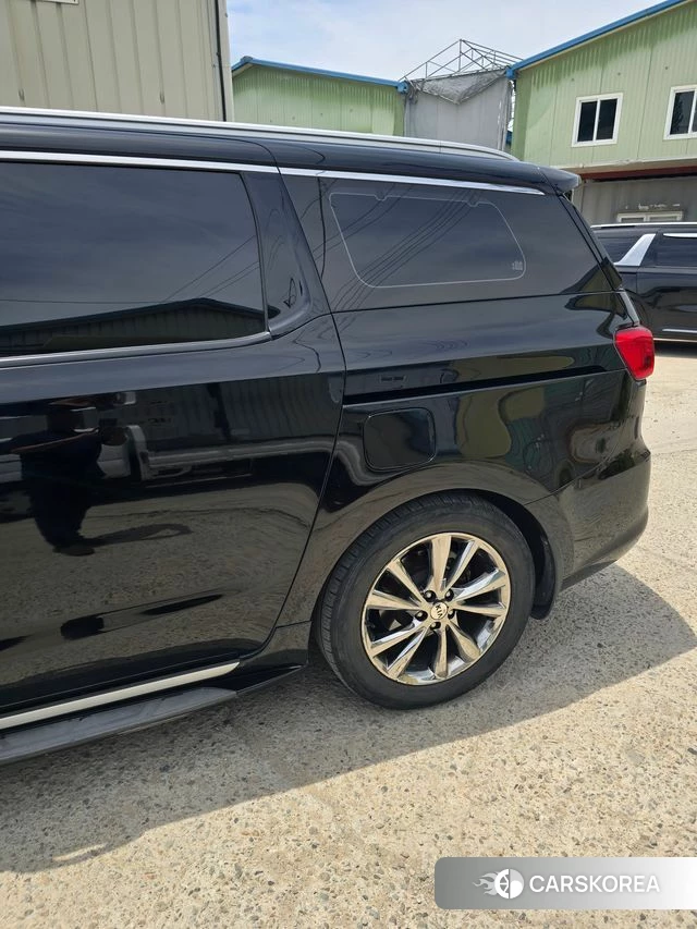 Kia The New Carnival id 4718010 из Кореи 11