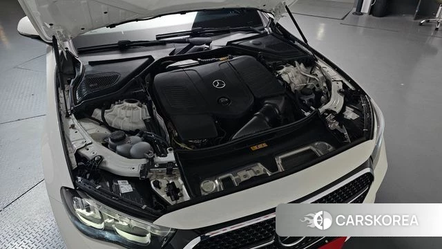Mercedes-Benz E-Class W214 id 4655628 из Кореи 30