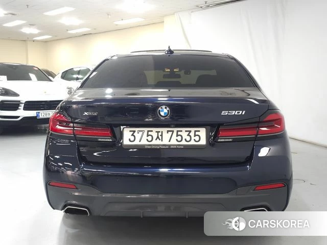 BMW 5 Series (G30) id 3904024 из Кореи 15