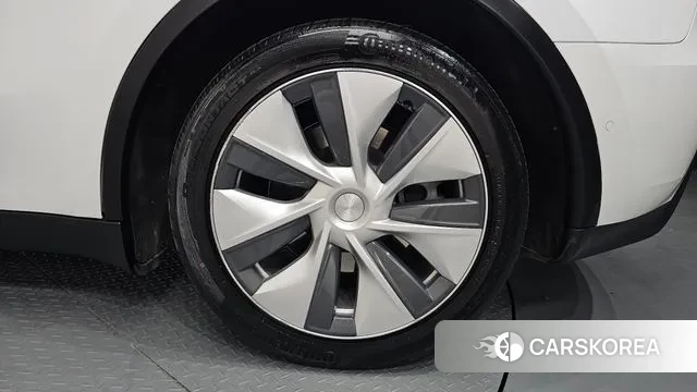 Tesla Model Y id 3741262 из Кореи 15