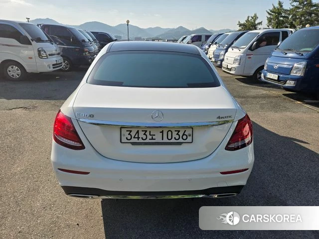Mercedes-Benz E-Class W213 id 4366404 из Кореи 15