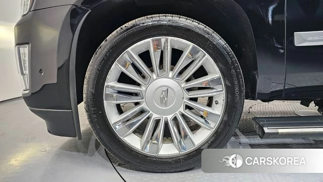 Cadillac Escalade id 4390251 из Кореи 28