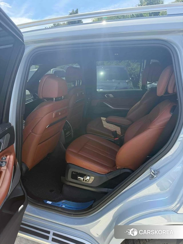 BMW X7 (G07) 2026 Цвет галактики из Кореи, фото 6